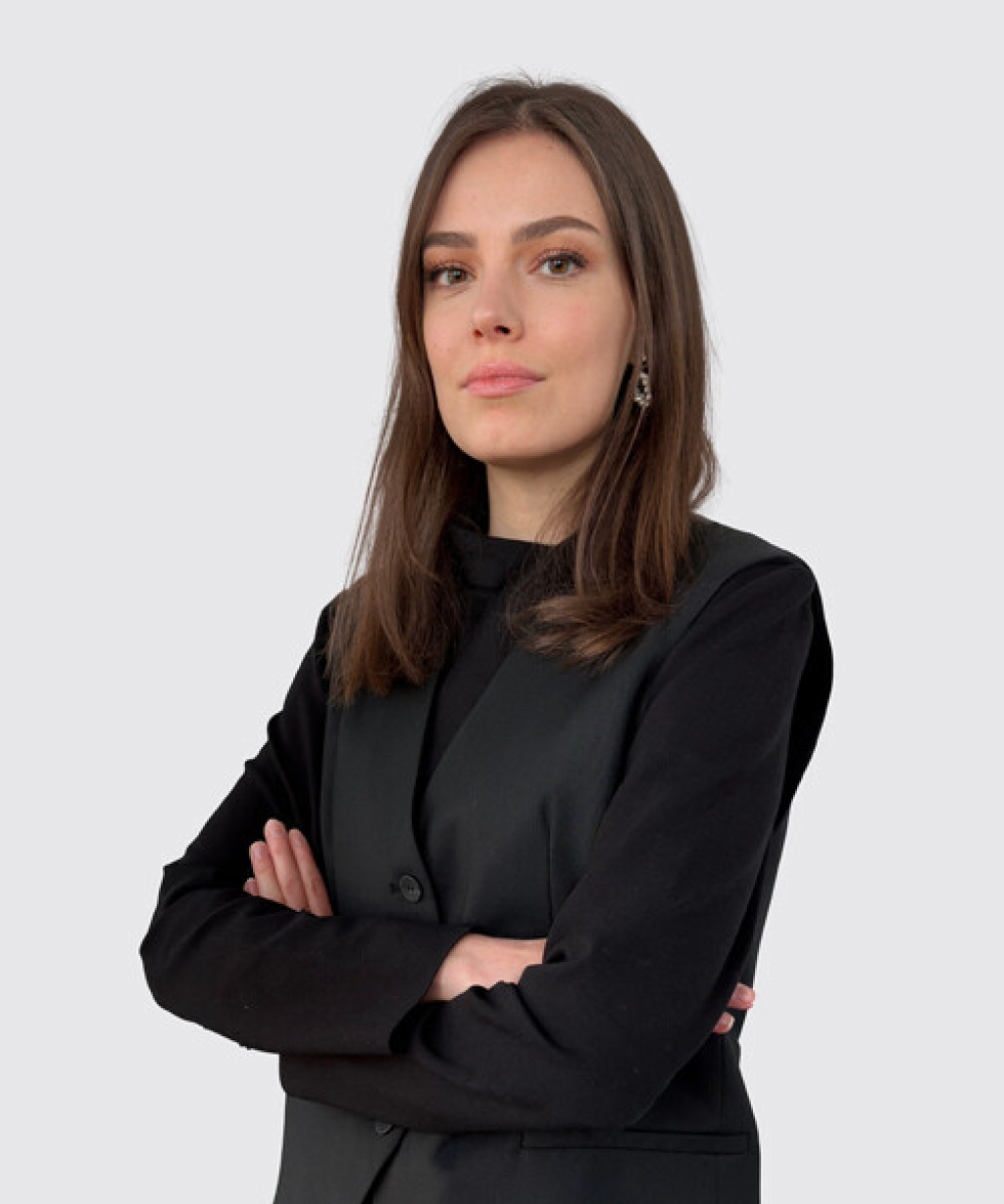 Alena Popova.